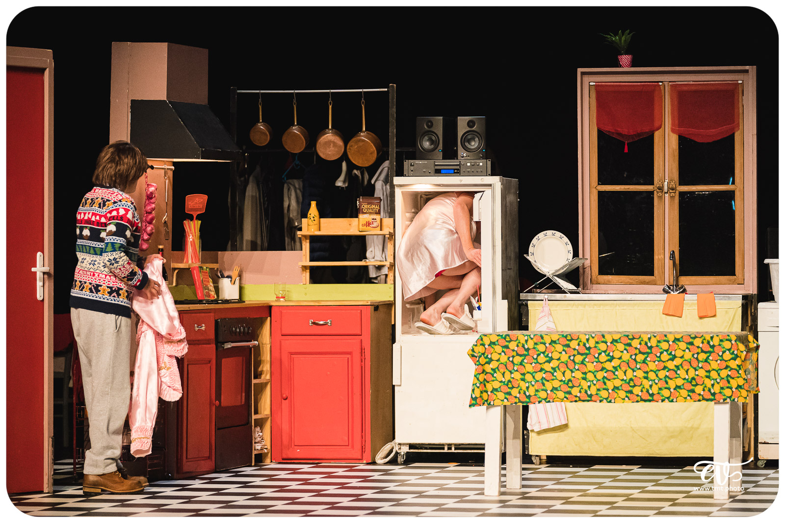 LES FEMMES SAVANTES (CIE DU DETOUR)